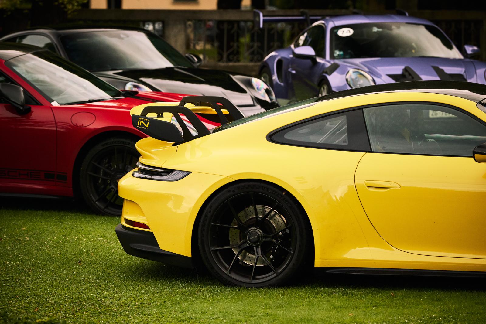 Porsche Line-up beim Car Meet